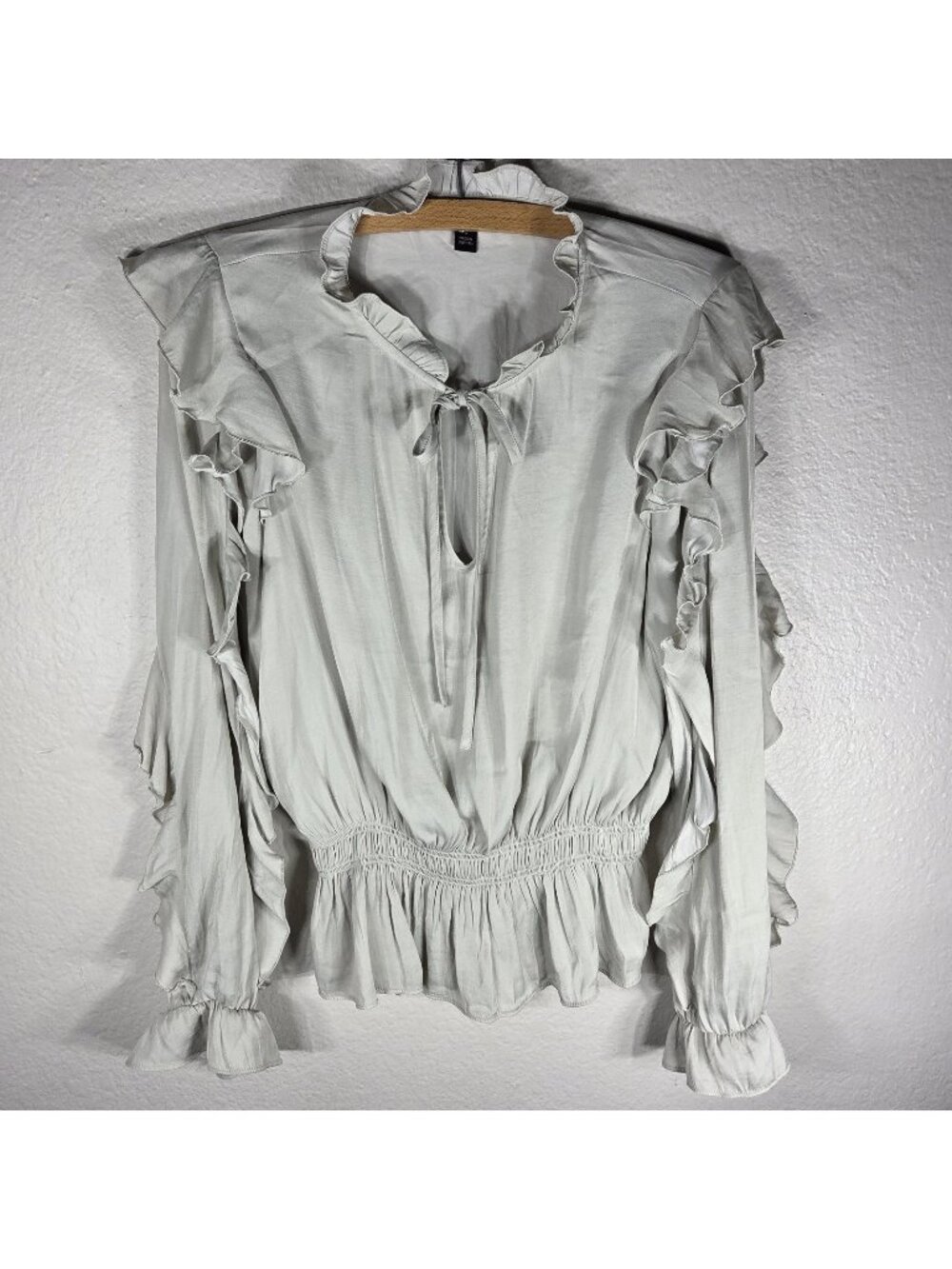 Marc New York Andrew Marc Light Green Blouse S Ruffle Sleeve Peplum Hem Tie Neck